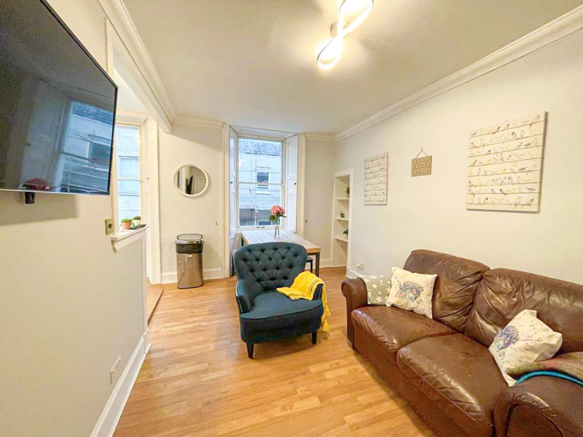 Rose Street'S Hidden Treasure- 2Bed Newly Refurbished Apt 爱丁堡 外观 照片